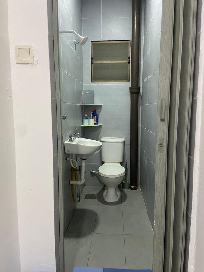 Hs Homestay Cenderawasih Kuantan Town Bagian luar foto